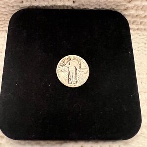 Vintage Standing Liberty Quarter Pendant - Silver Tone